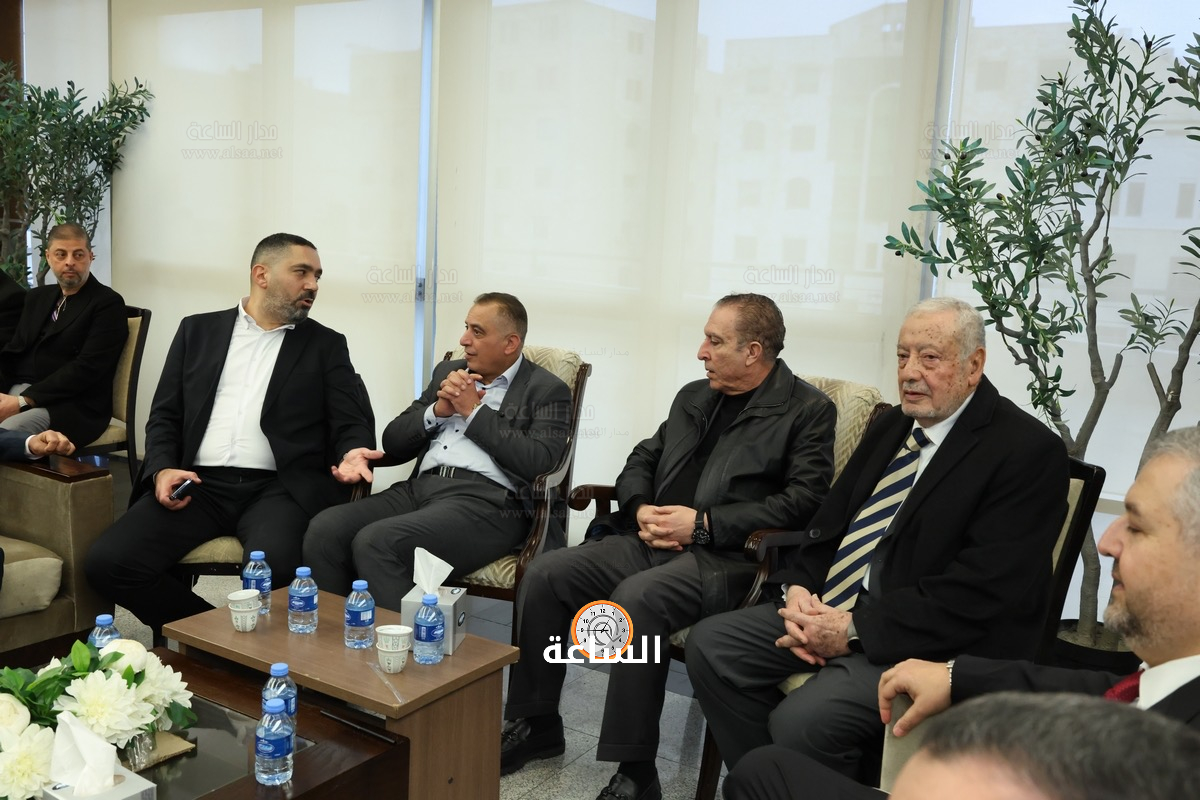 Madar Al-Saa Images 0.8354198527348714