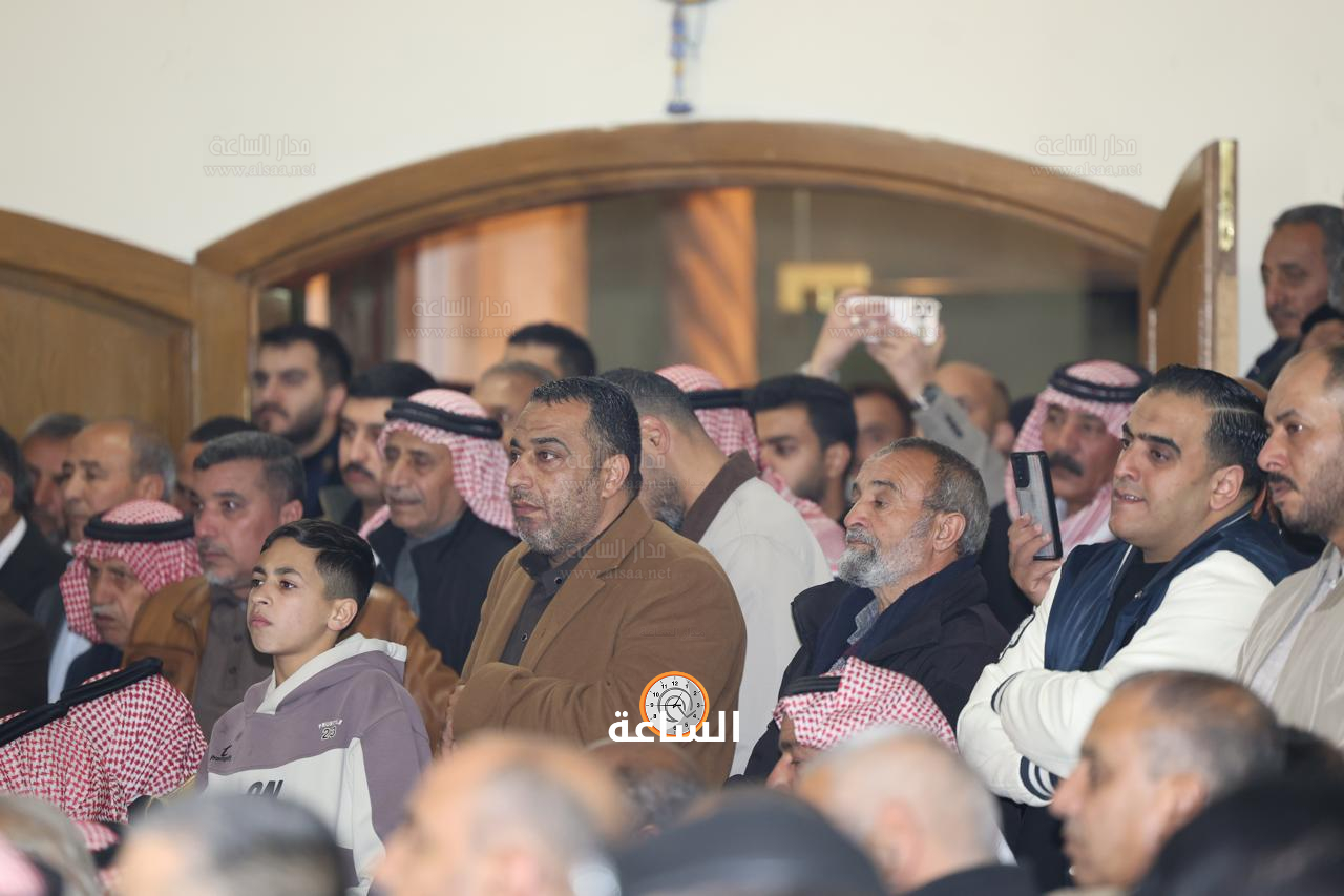 Madar Al-Saa Images 0.4022602272229182