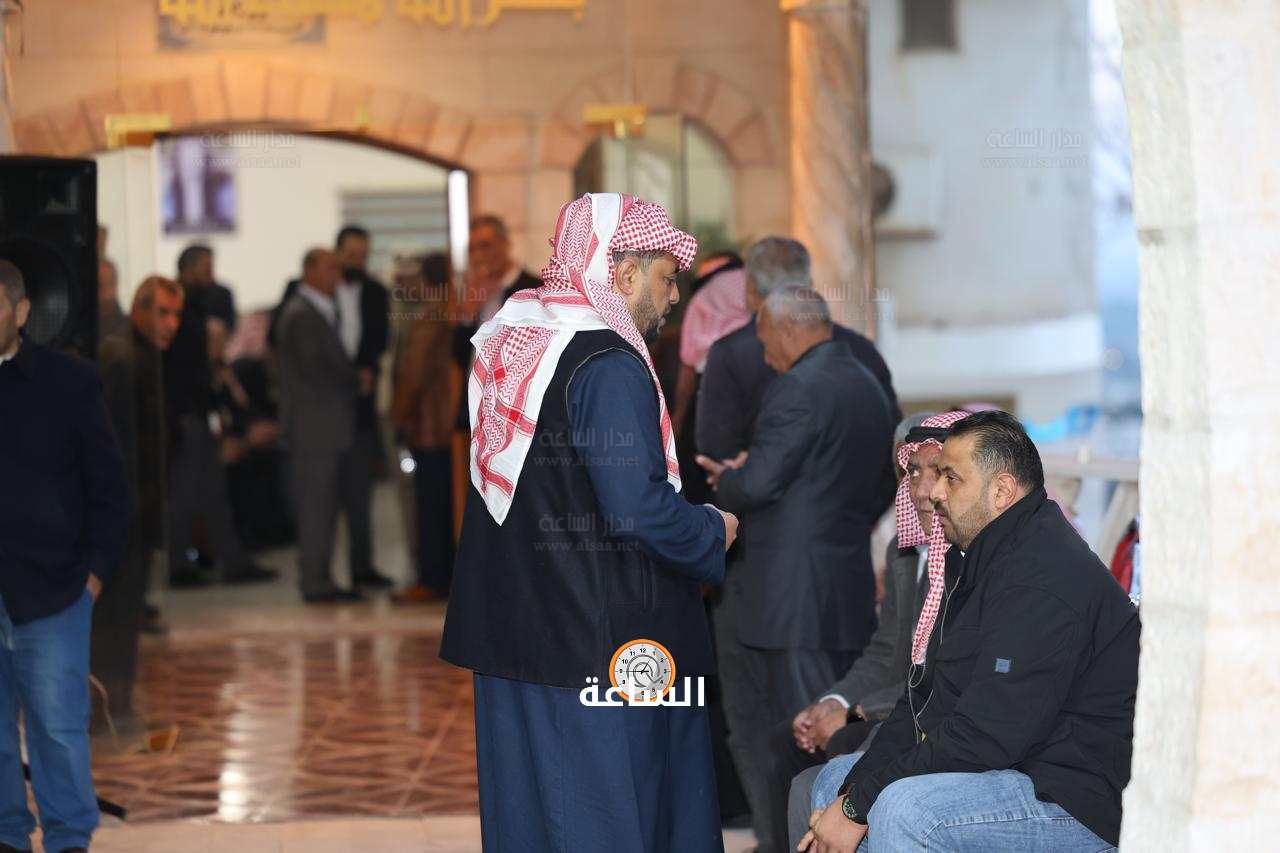 Madar Al-Saa Images 0.9641736826735845