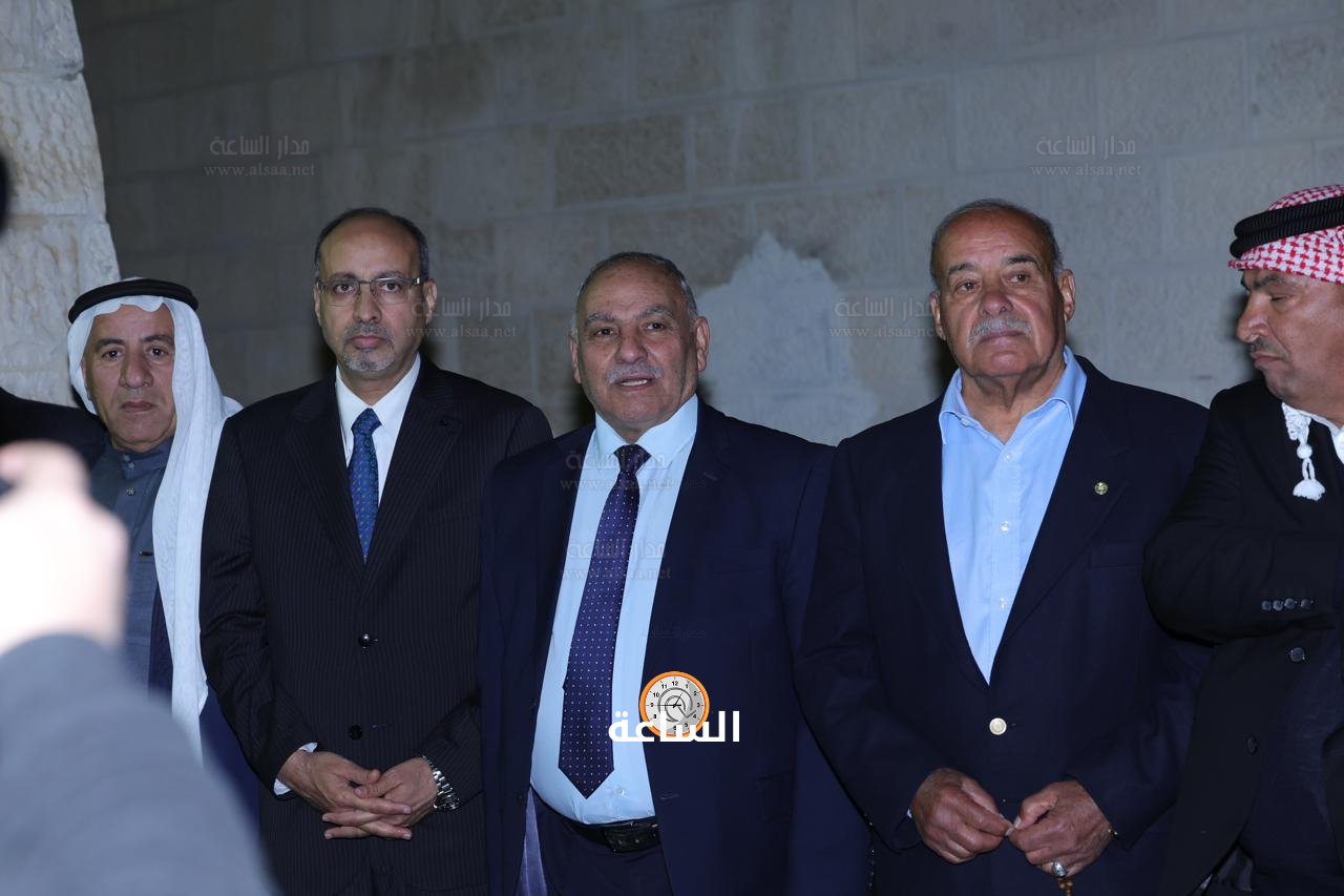 Madar Al-Saa Images 0.8745375733619662