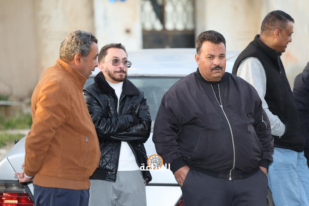 Madar Al-Saa Images 0.3778633020491333