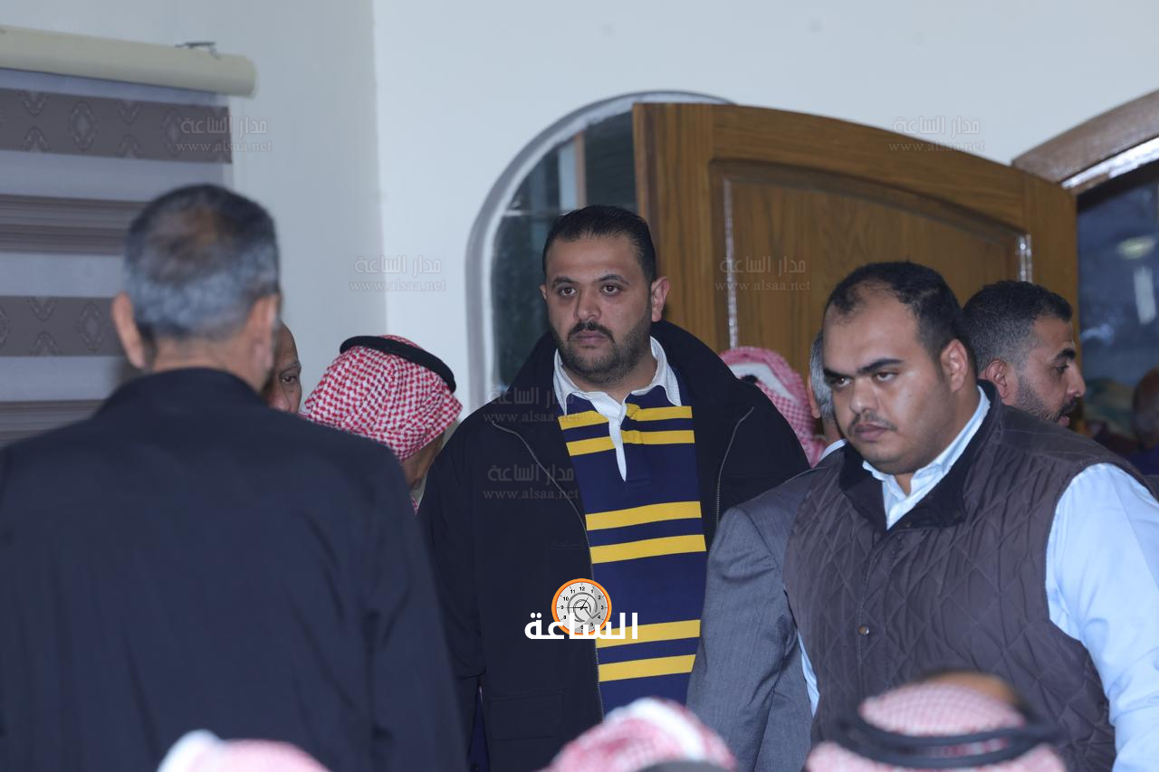 Madar Al-Saa Images 0.25153037083008956