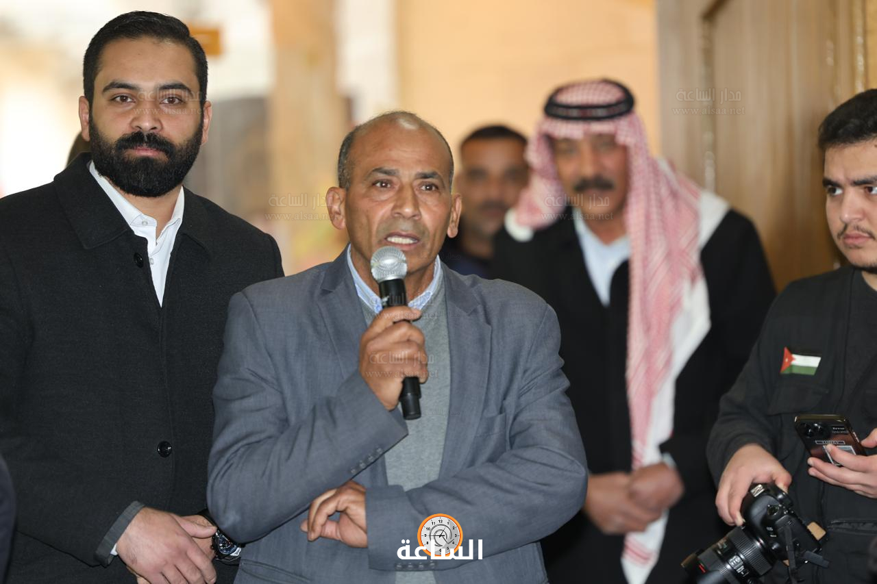 Madar Al-Saa Images 0.027725325332032424