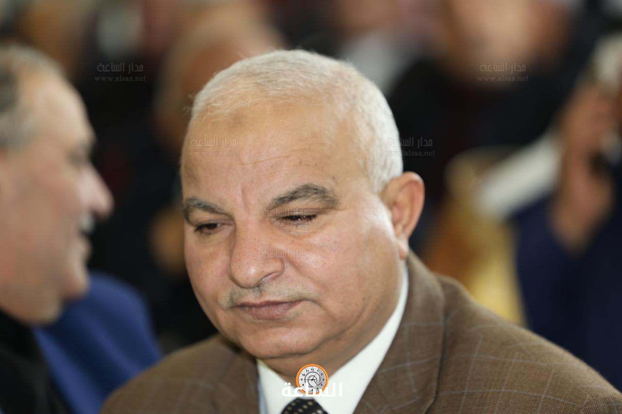 Madar Al-Saa Images 0.133294535792588