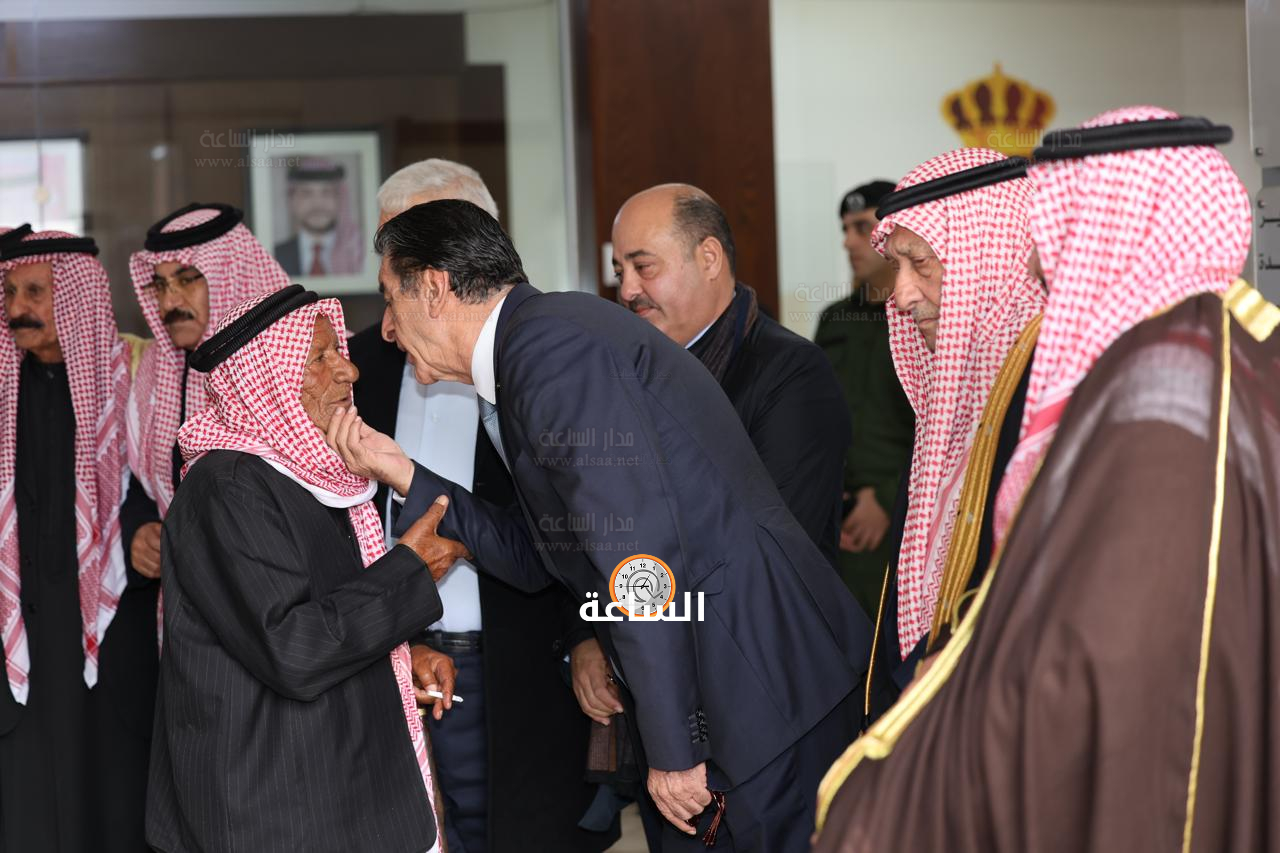 Madar Al-Saa Images 0.46700499080789526