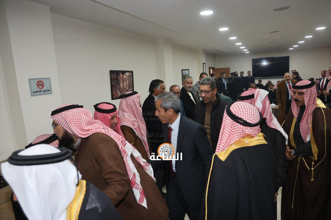 Madar Al-Saa Images 0.8671621409303449