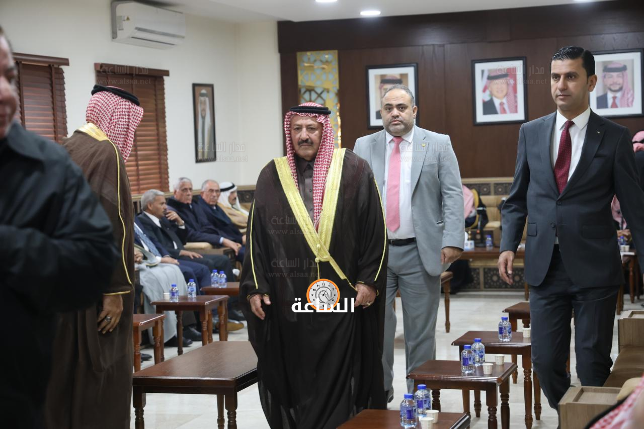 Madar Al-Saa Images 0.8994426474141296