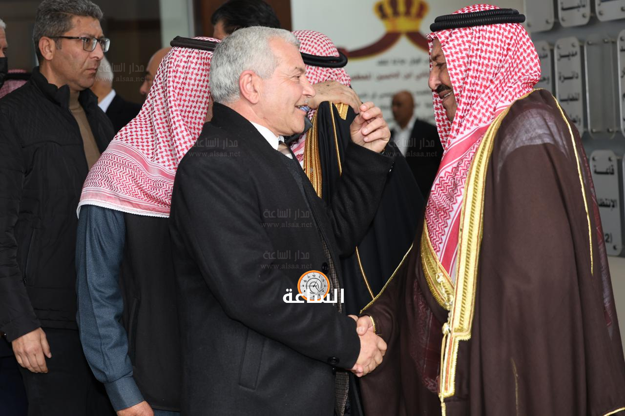 Madar Al-Saa Images 0.9847130965993051