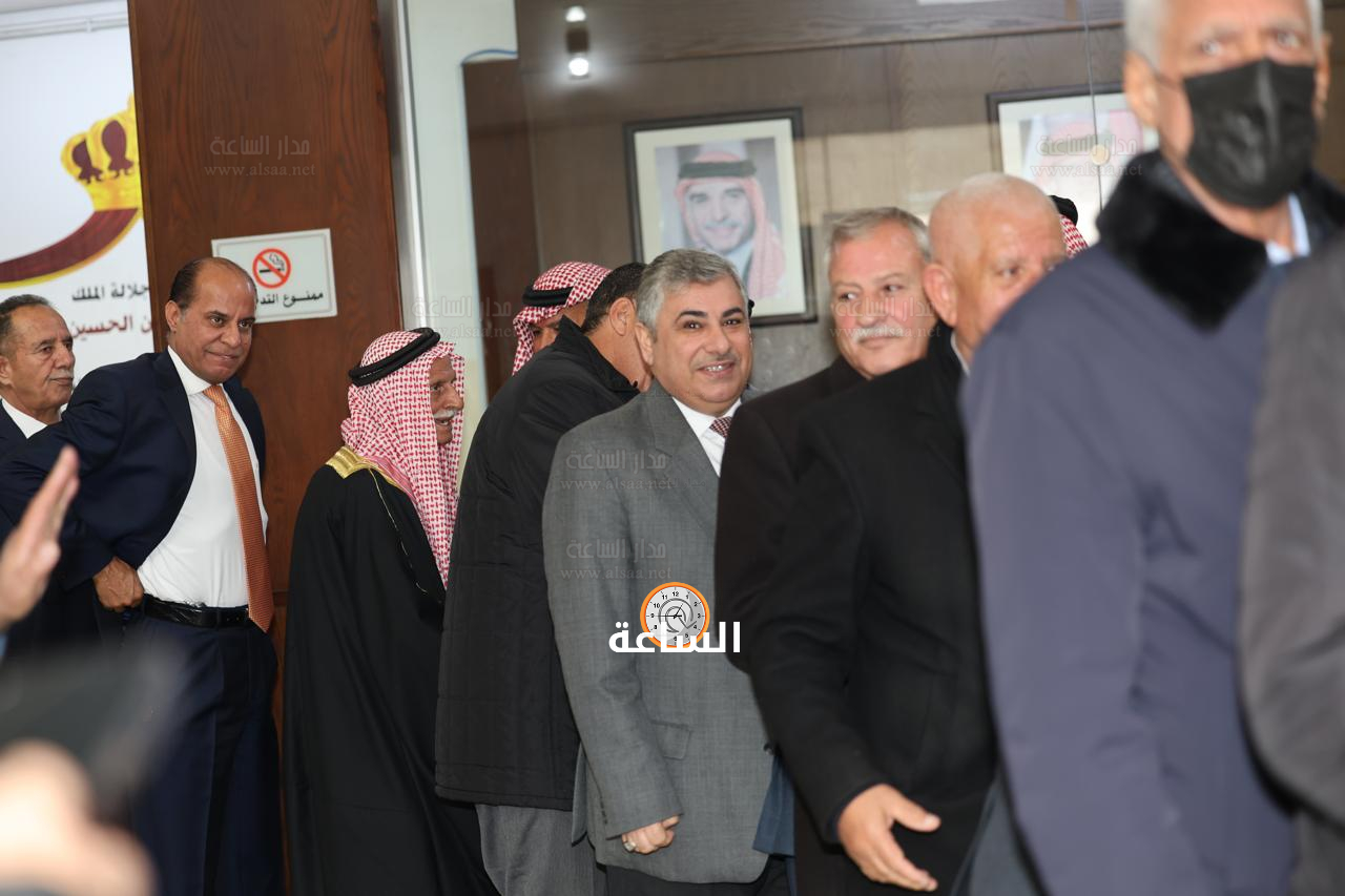 Madar Al-Saa Images 0.3297305044628803