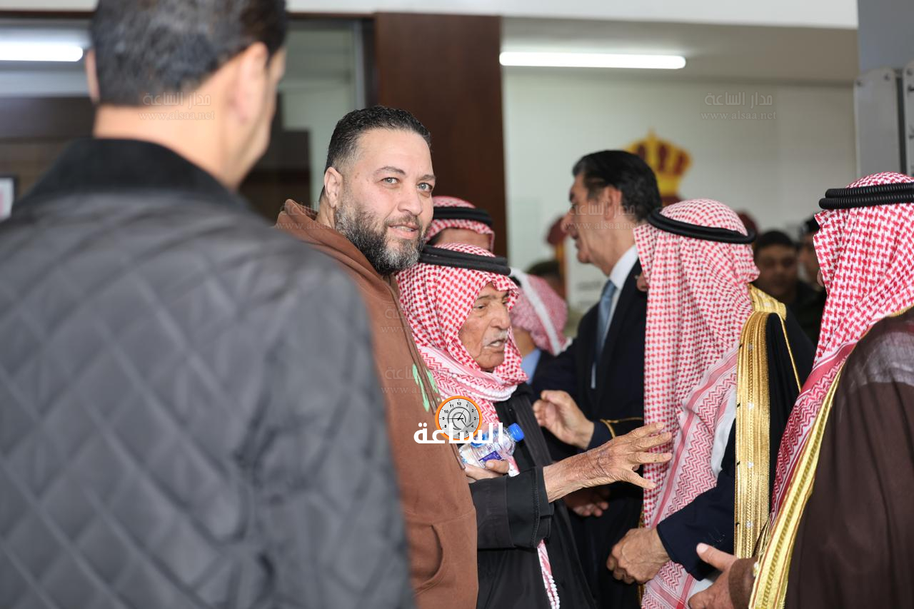 Madar Al-Saa Images 0.52363373020929