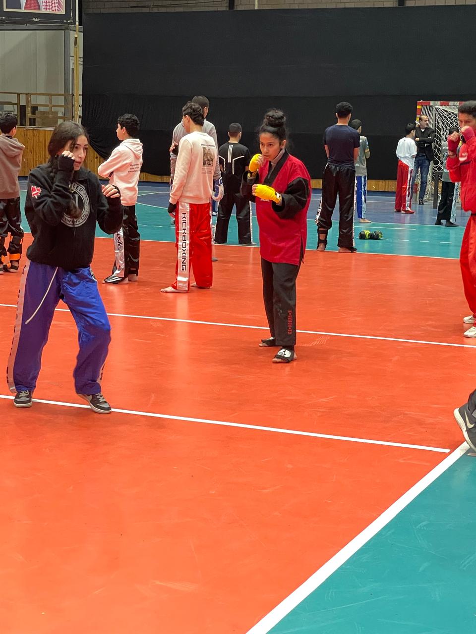 Madar Al-Saa Images 0.1606275553877854