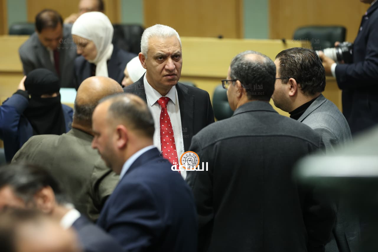 Madar Al-Saa Images 0.09664709257589998