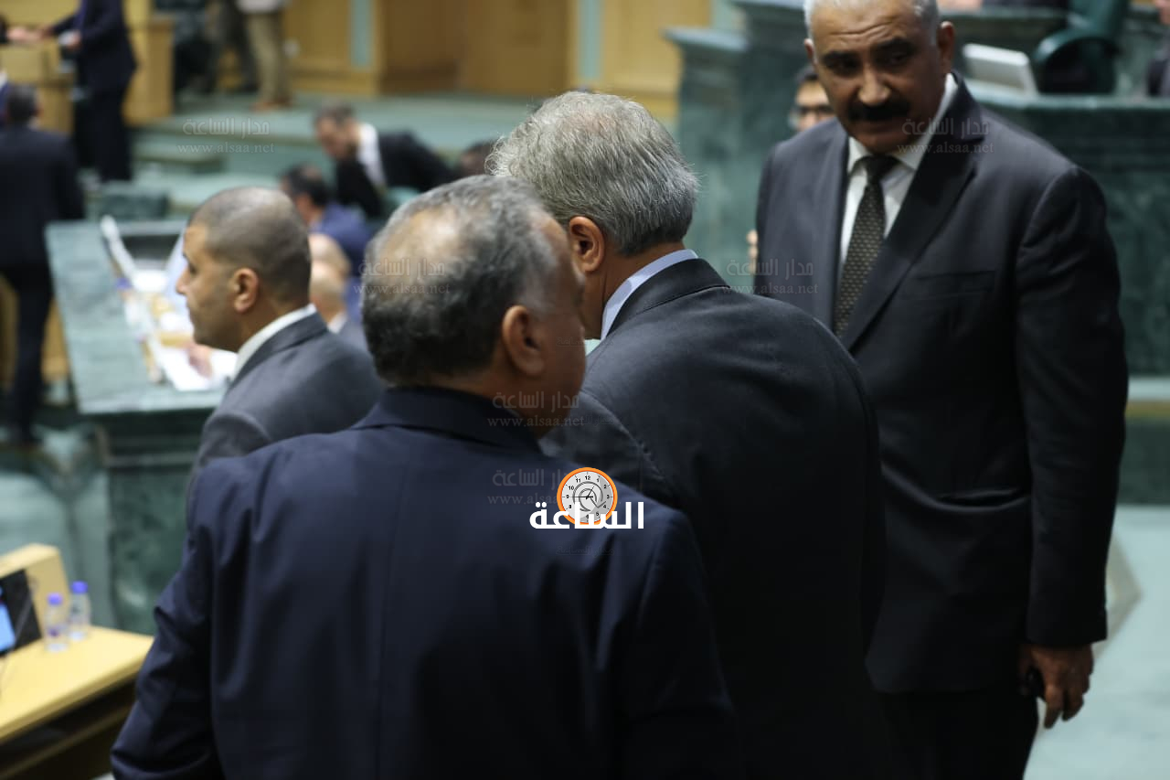 Madar Al-Saa Images 0.6198499254266377