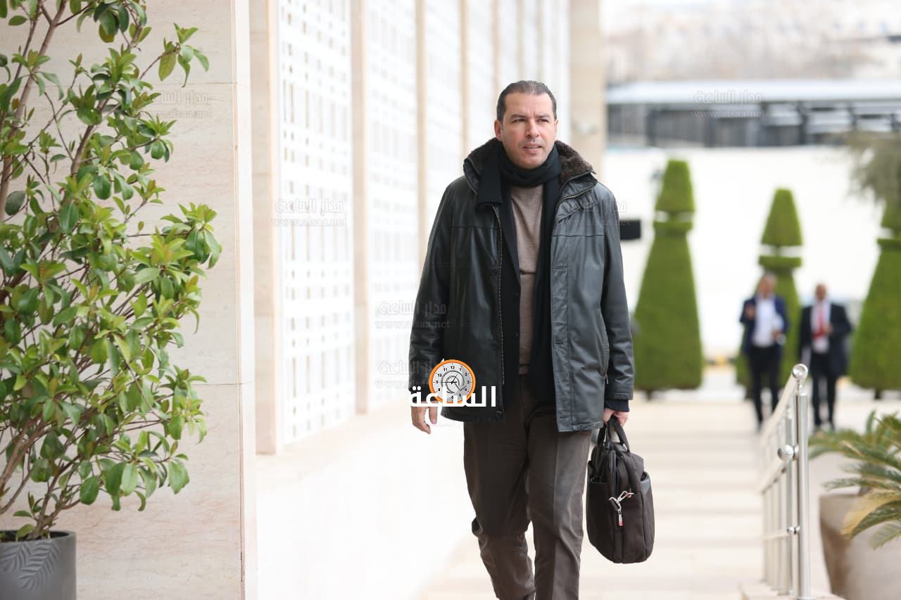 Madar Al-Saa Images 0.6962019738911873