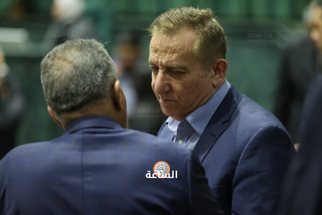 Madar Al-Saa Images 0.9070916871652372