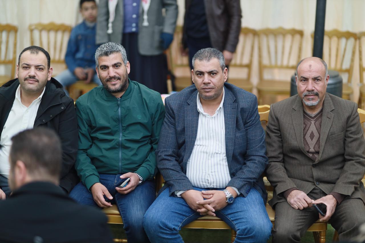 Madar Al-Saa Images 0.7154059108995228