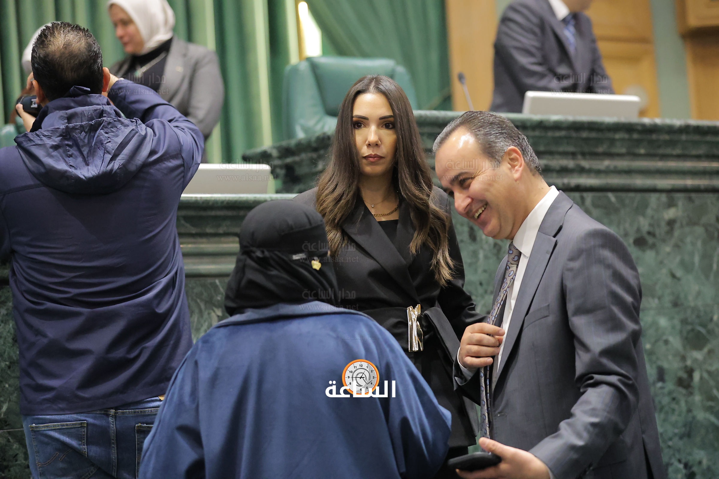 Madar Al-Saa Images 0.7334703880152925