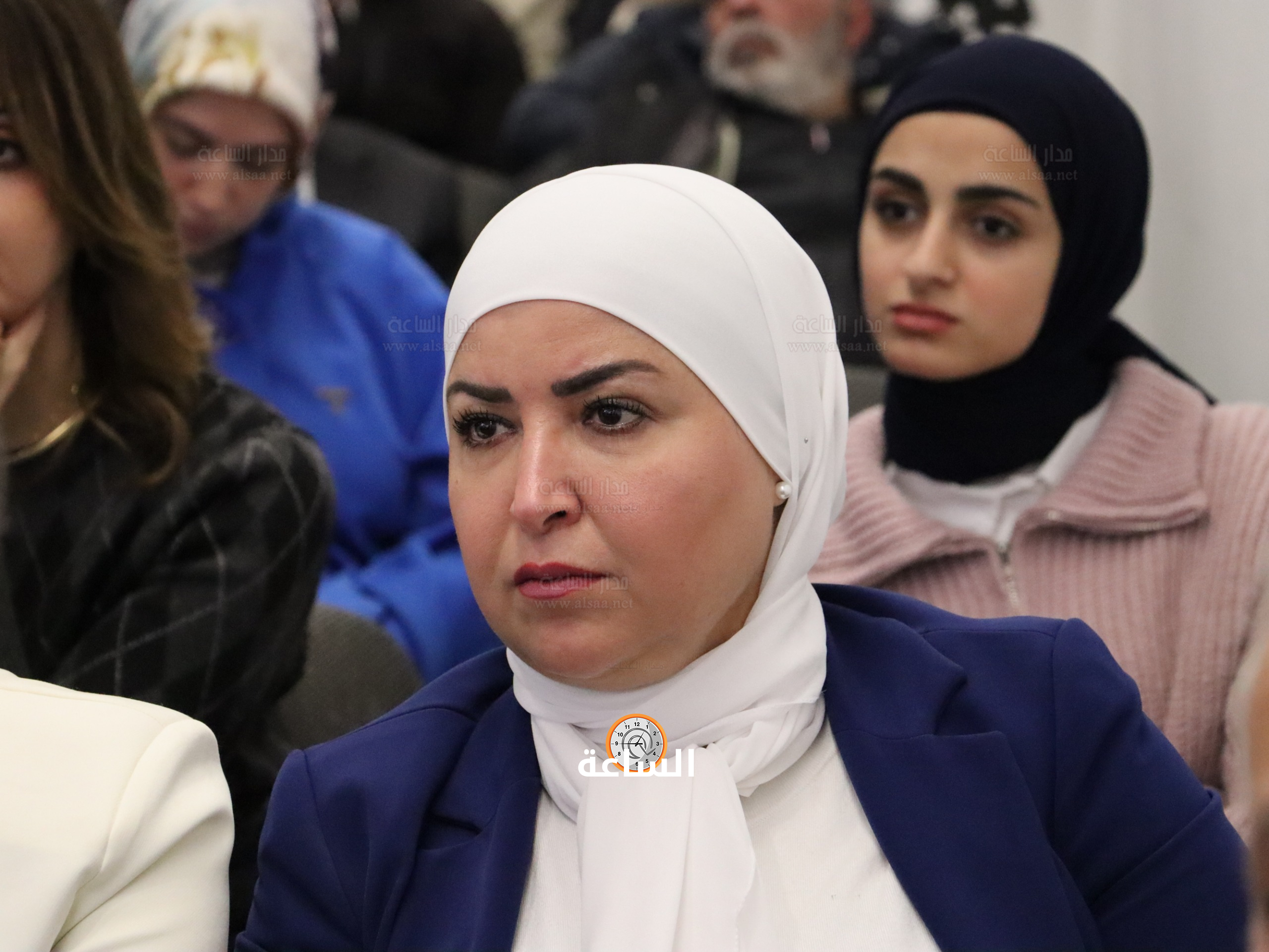 Madar Al-Saa Images 0.18685212839987841