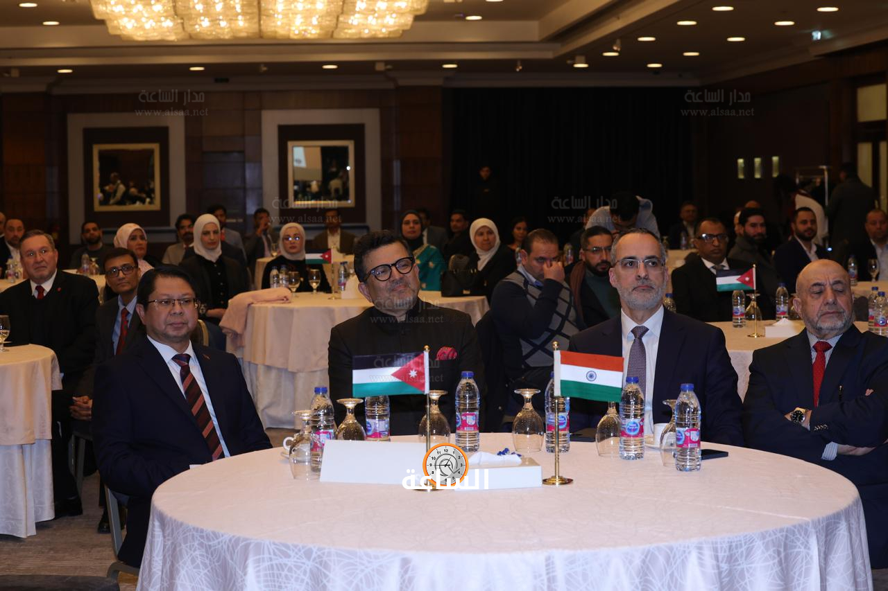 Madar Al-Saa Images 0.500473488545998