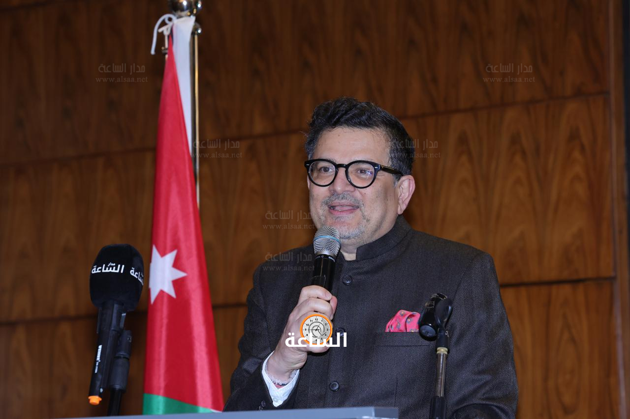 Madar Al-Saa Images 0.5475486872994044