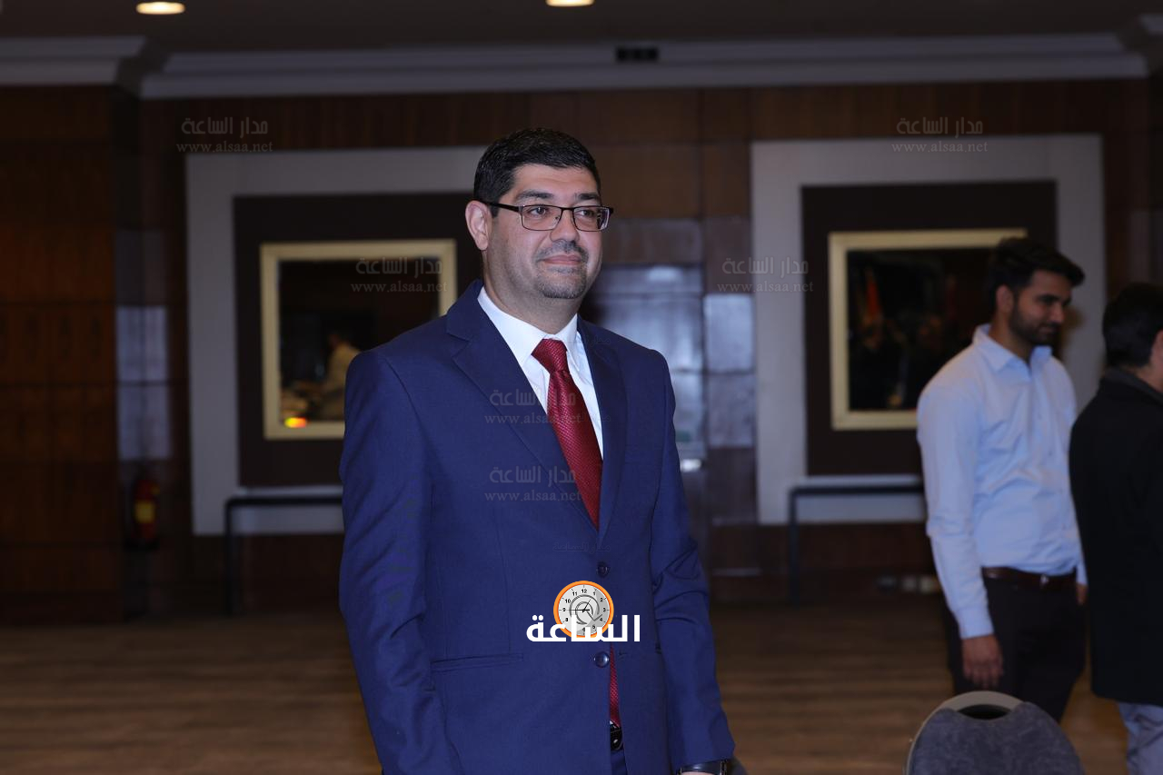 Madar Al-Saa Images 0.22978152952831854