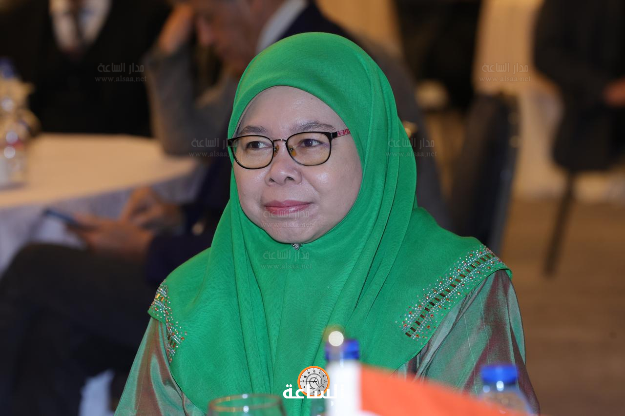 Madar Al-Saa Images 0.8508625778288692