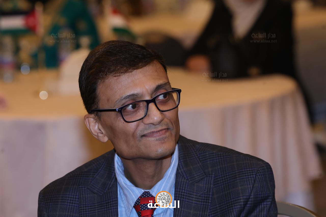 Madar Al-Saa Images 0.3762245329282252