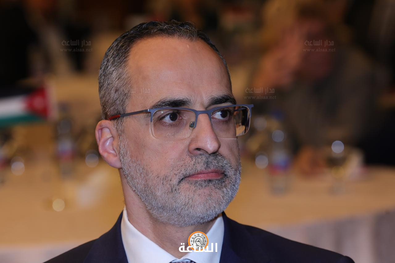 Madar Al-Saa Images 0.3528811235215342