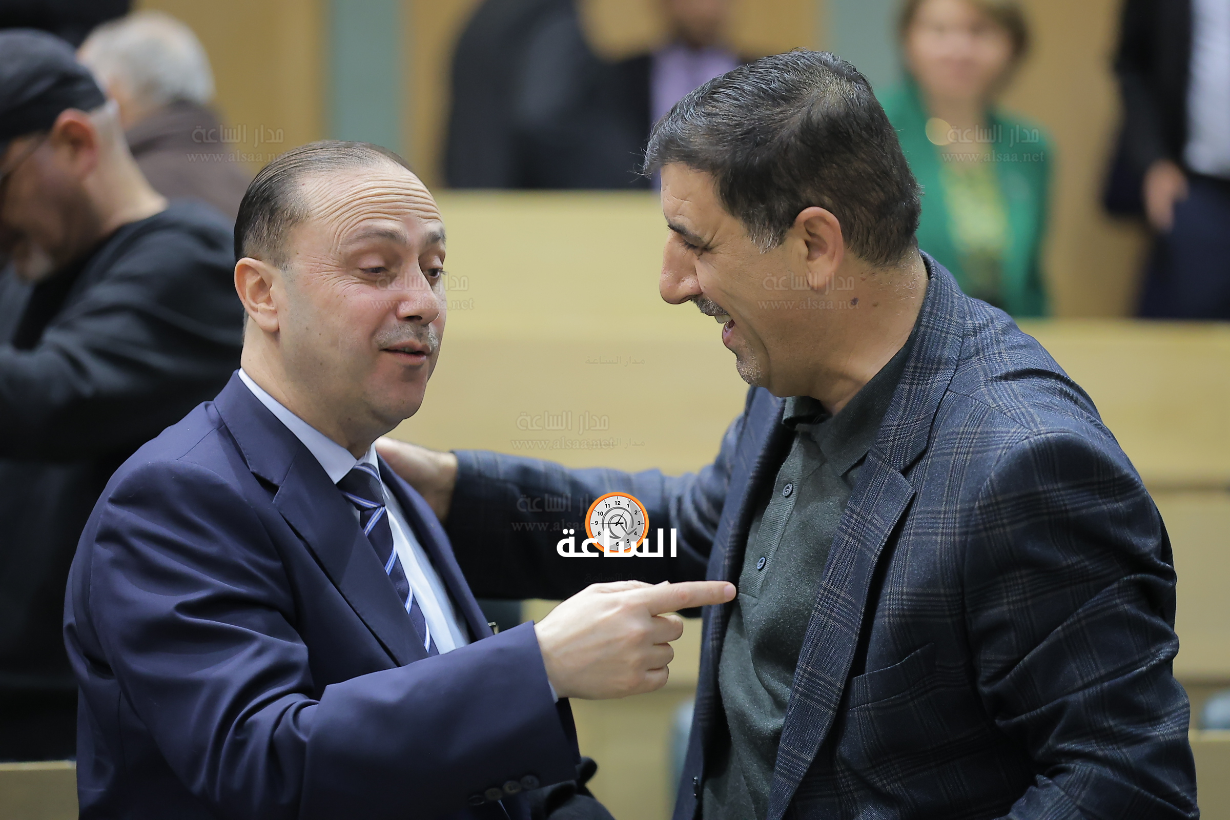 Madar Al-Saa Images 0.10455937614138155