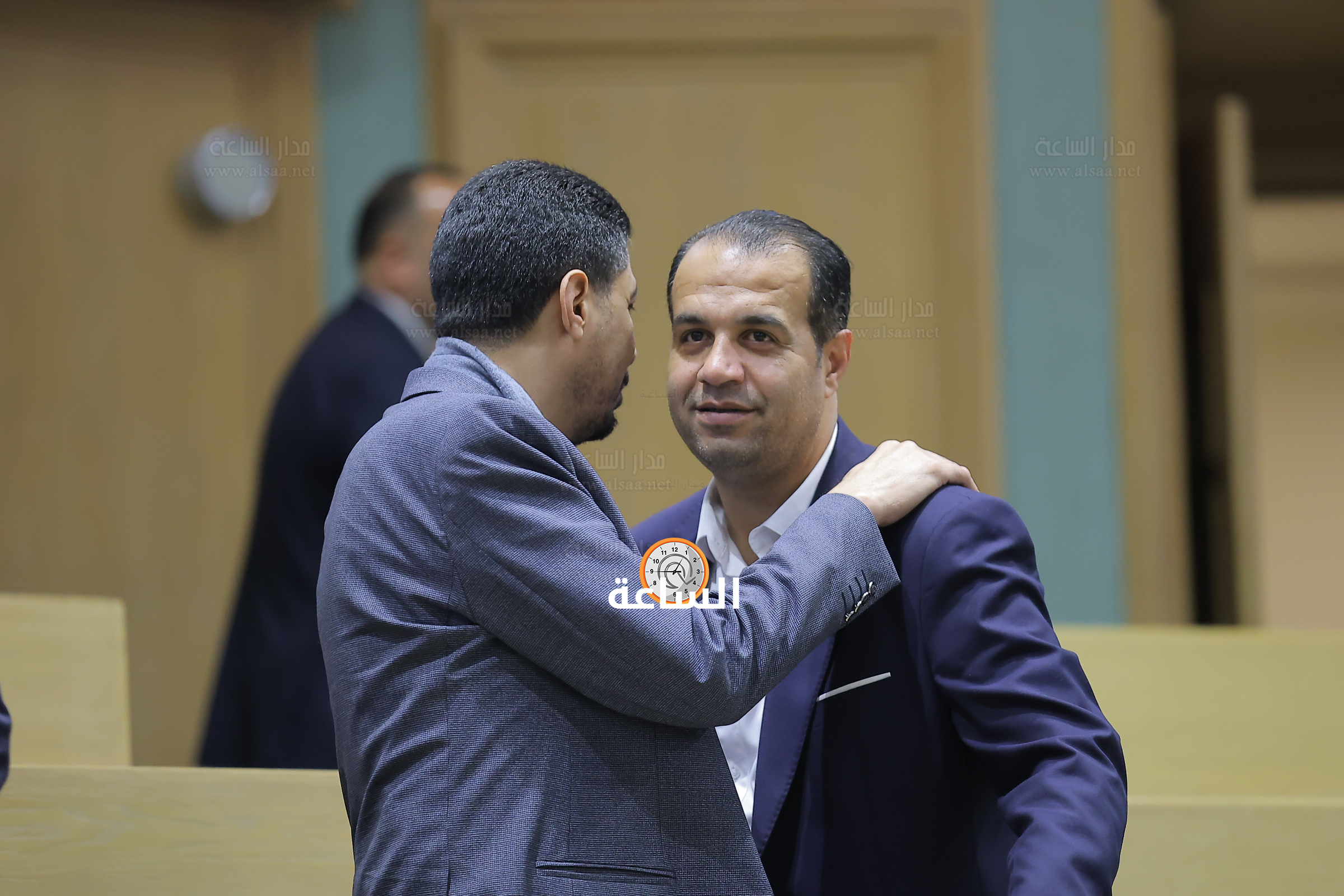 Madar Al-Saa Images 0.44559608358147207