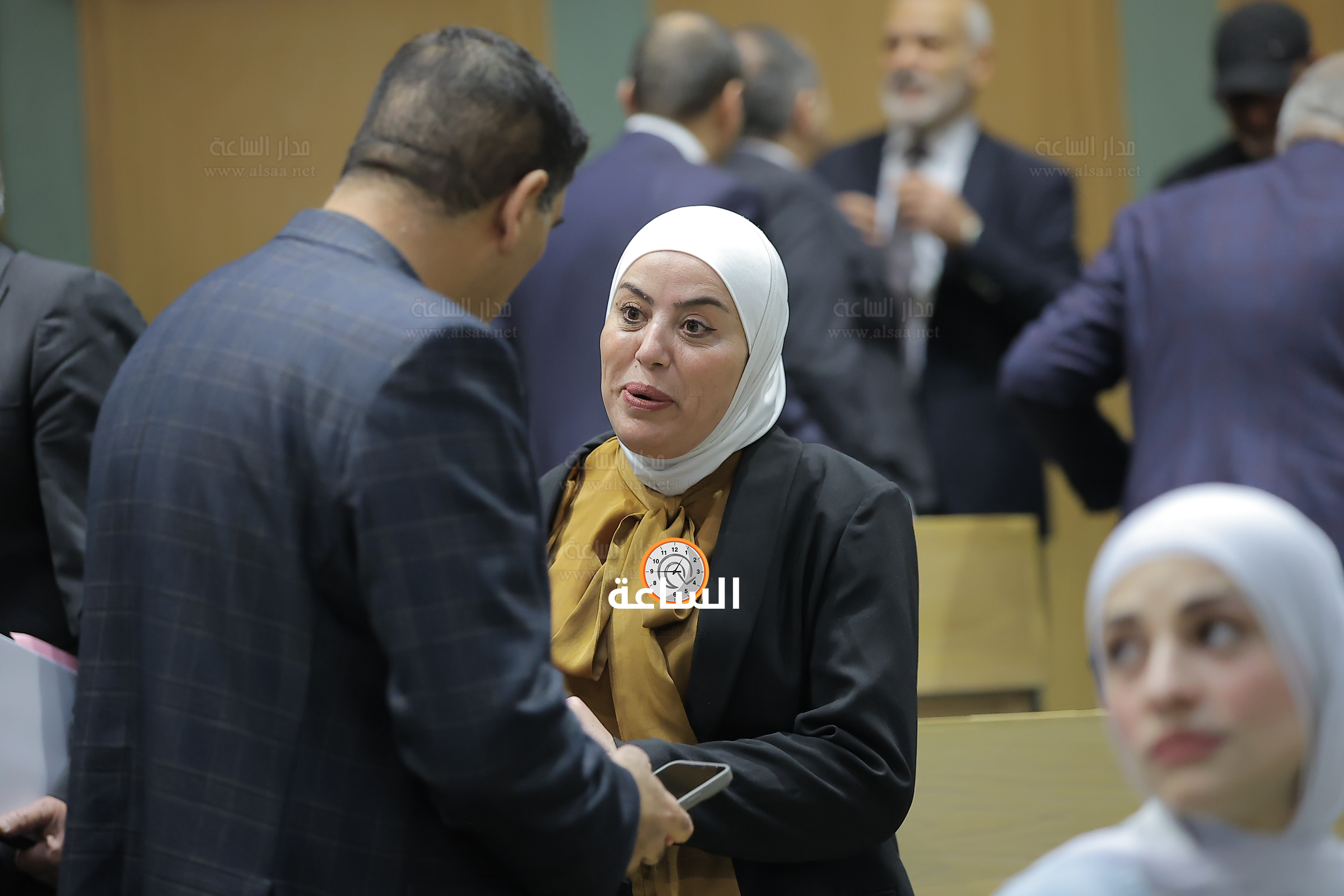 Madar Al-Saa Images 0.15301949830127148