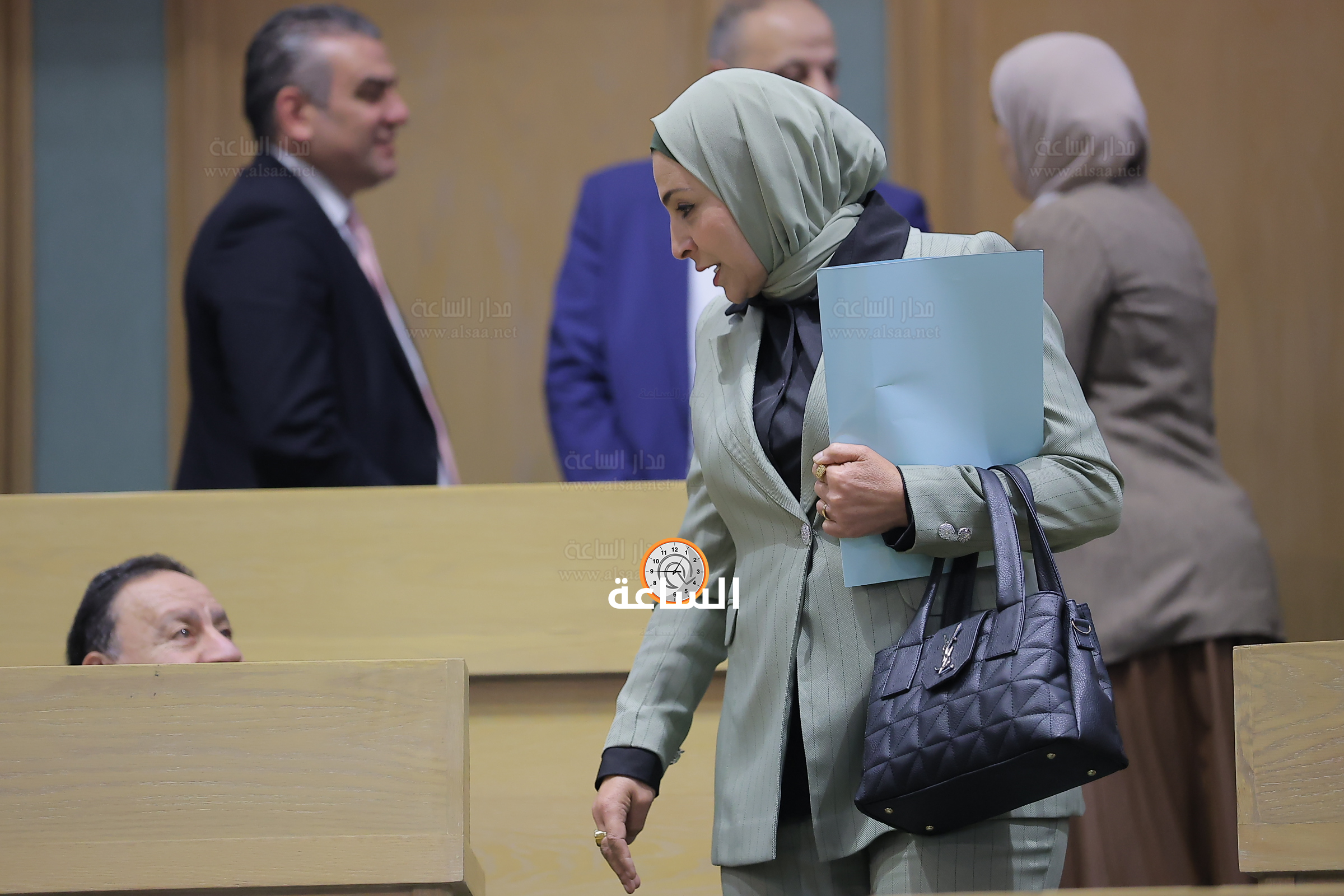 Madar Al-Saa Images 0.5105537986767702