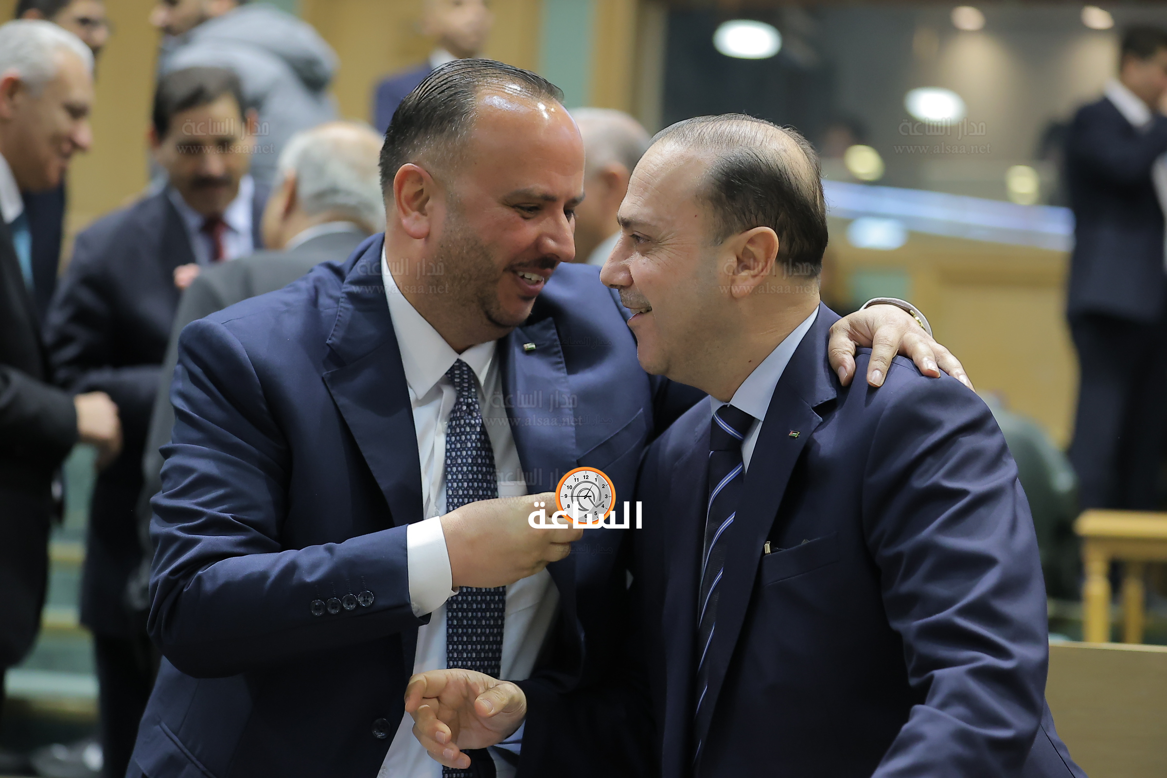 Madar Al-Saa Images 0.6085387763539065