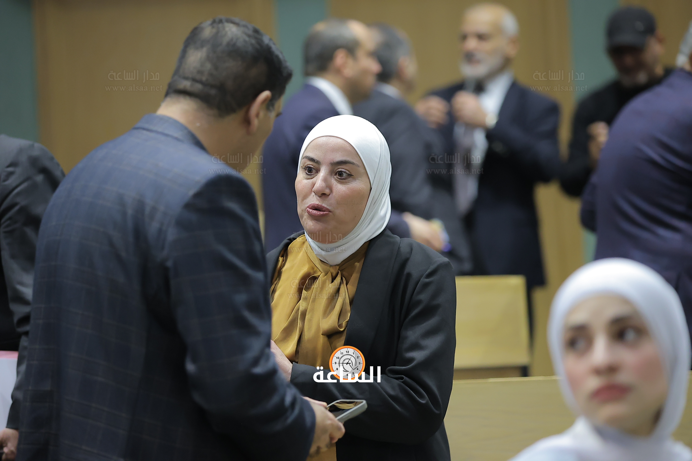 Madar Al-Saa Images 0.3905409041350726