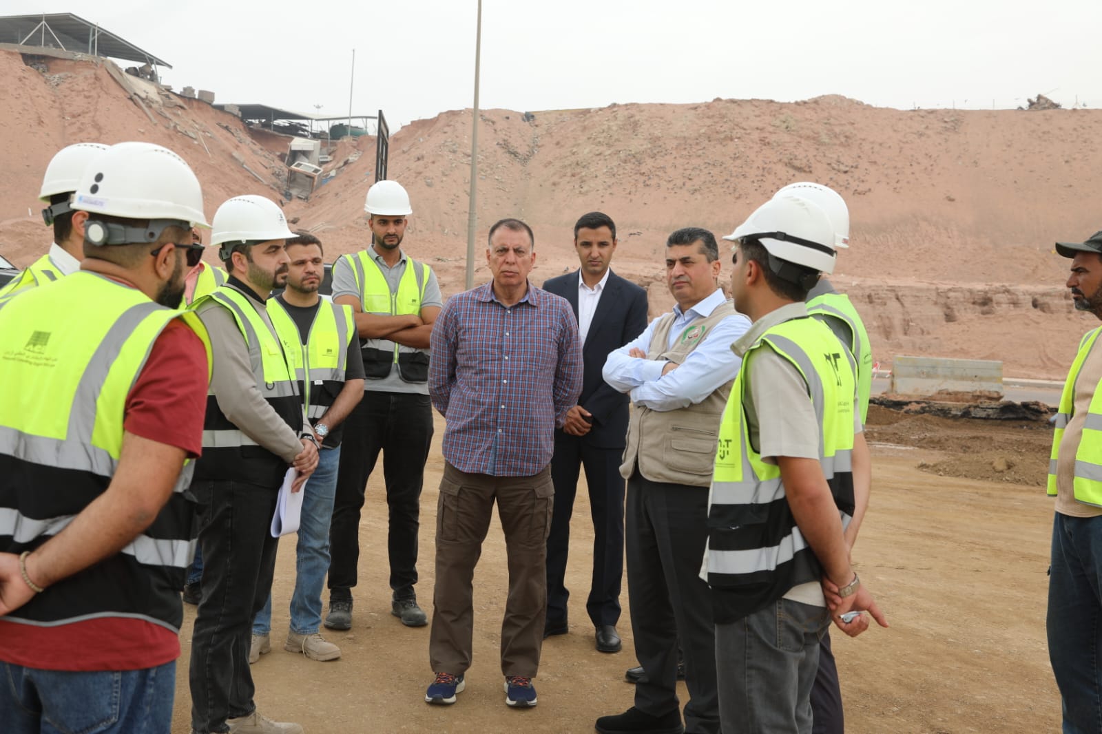 Madar Al-Saa Images 0.15560147823088555