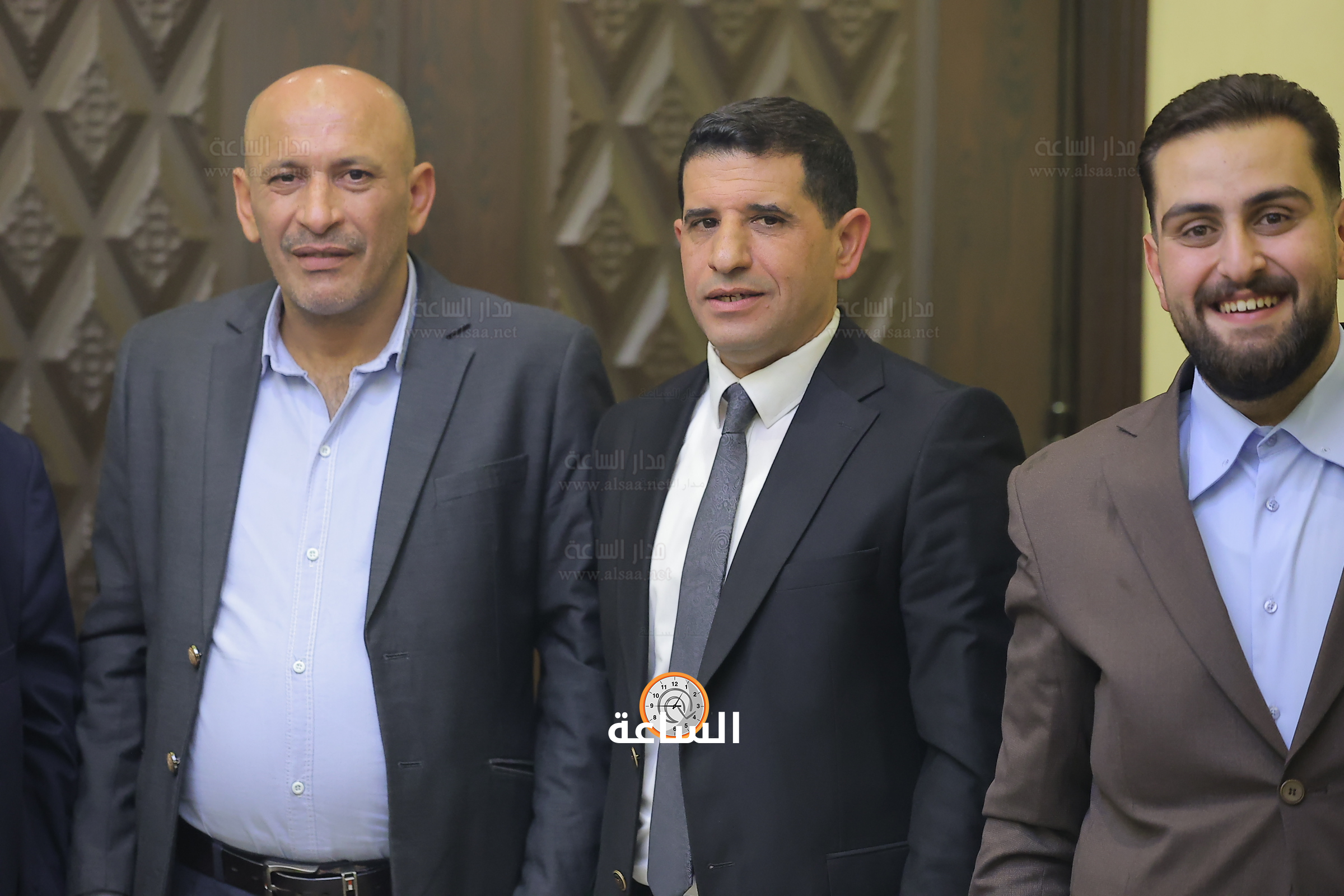 Madar Al-Saa Images 0.4216152608907664