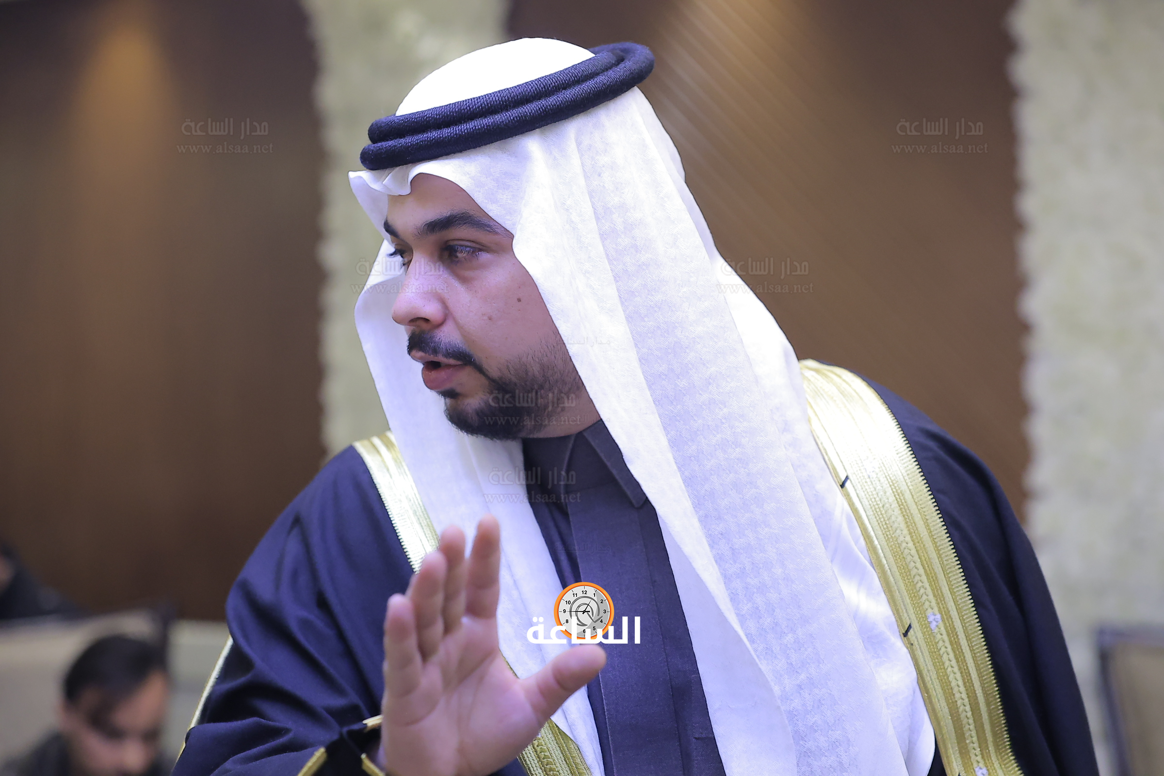 Madar Al-Saa Images 0.4153786649180252