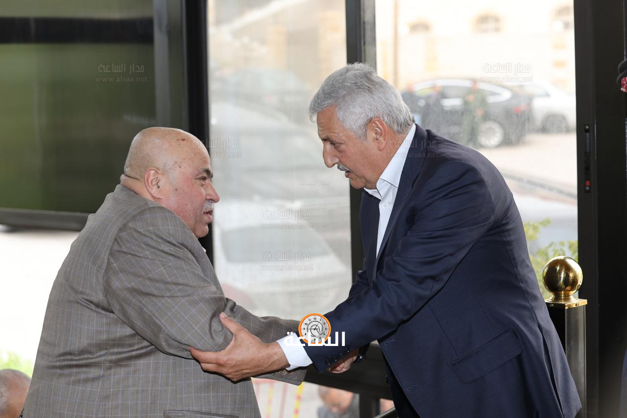 Madar Al-Saa Images 0.9306382825294396