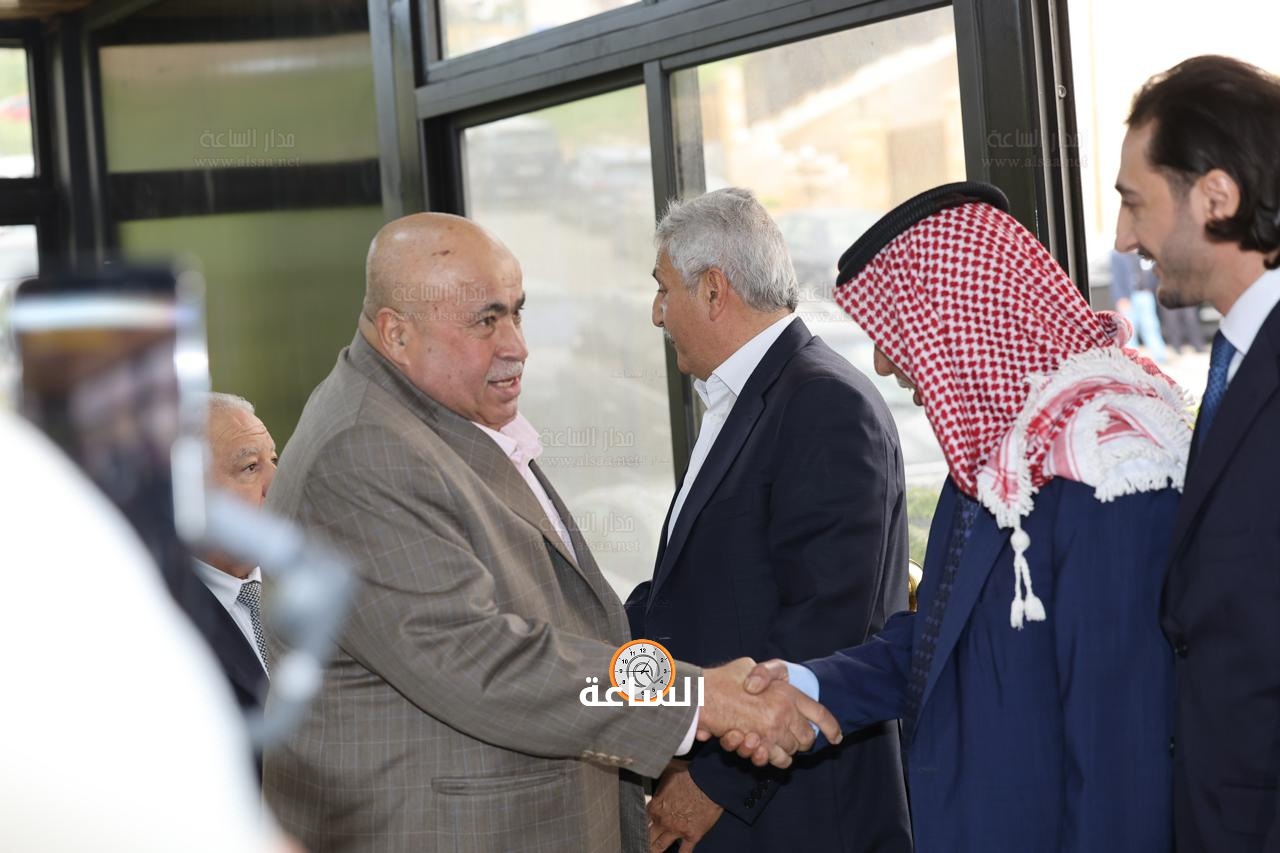 Madar Al-Saa Images 0.4033526581883774