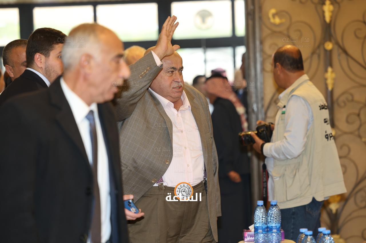 Madar Al-Saa Images 0.46024326454040565