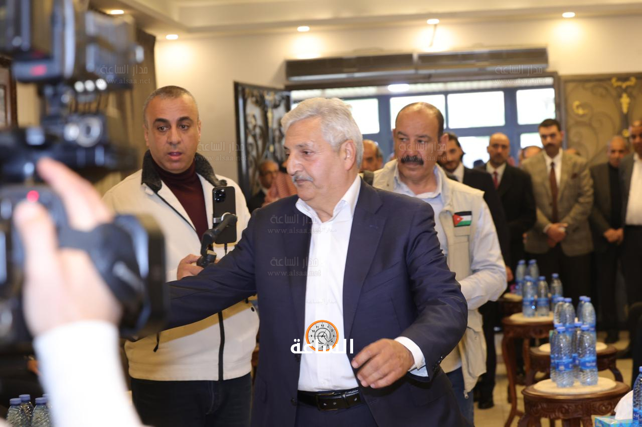 Madar Al-Saa Images 0.13483794250876135