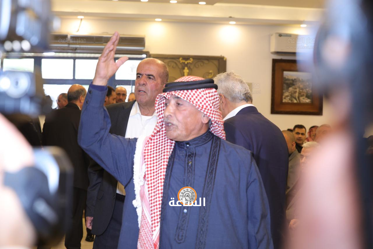 Madar Al-Saa Images 0.061401502103109795