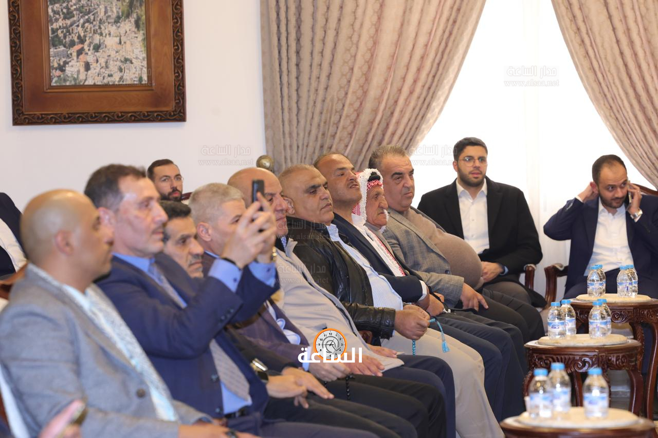 Madar Al-Saa Images 0.5463632225949181