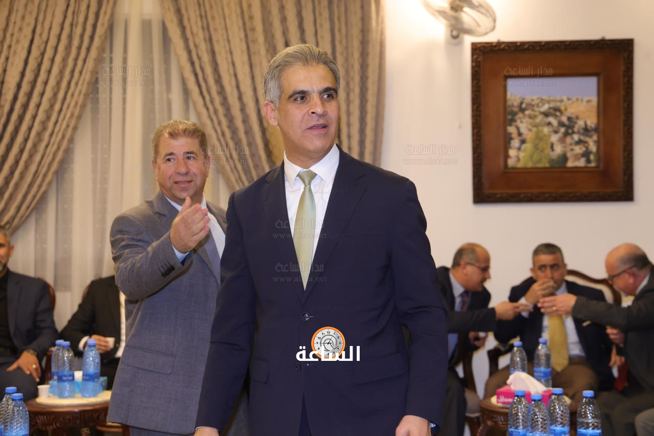 Madar Al-Saa Images 0.08961997050670079