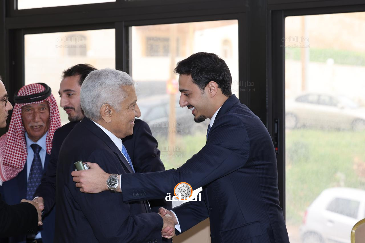 Madar Al-Saa Images 0.99534434126936