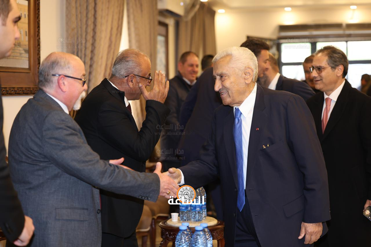 Madar Al-Saa Images 0.2771712357156424