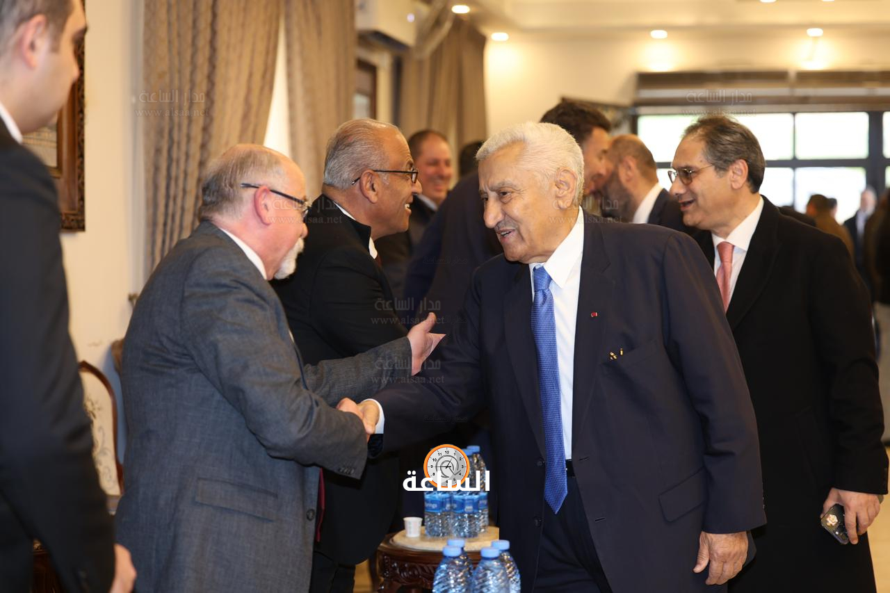 Madar Al-Saa Images 0.9081185608389679