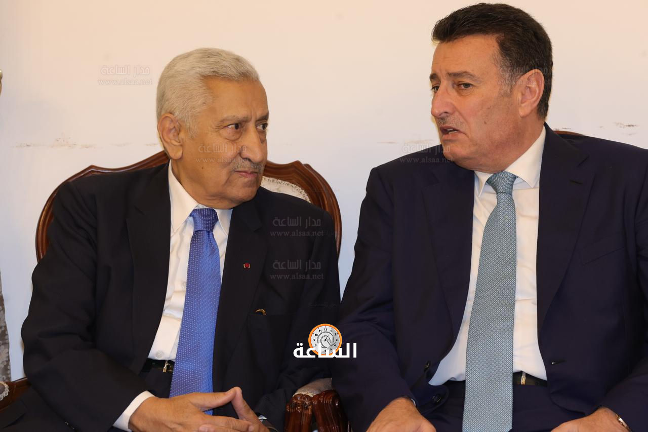 Madar Al-Saa Images 0.9652449040672741