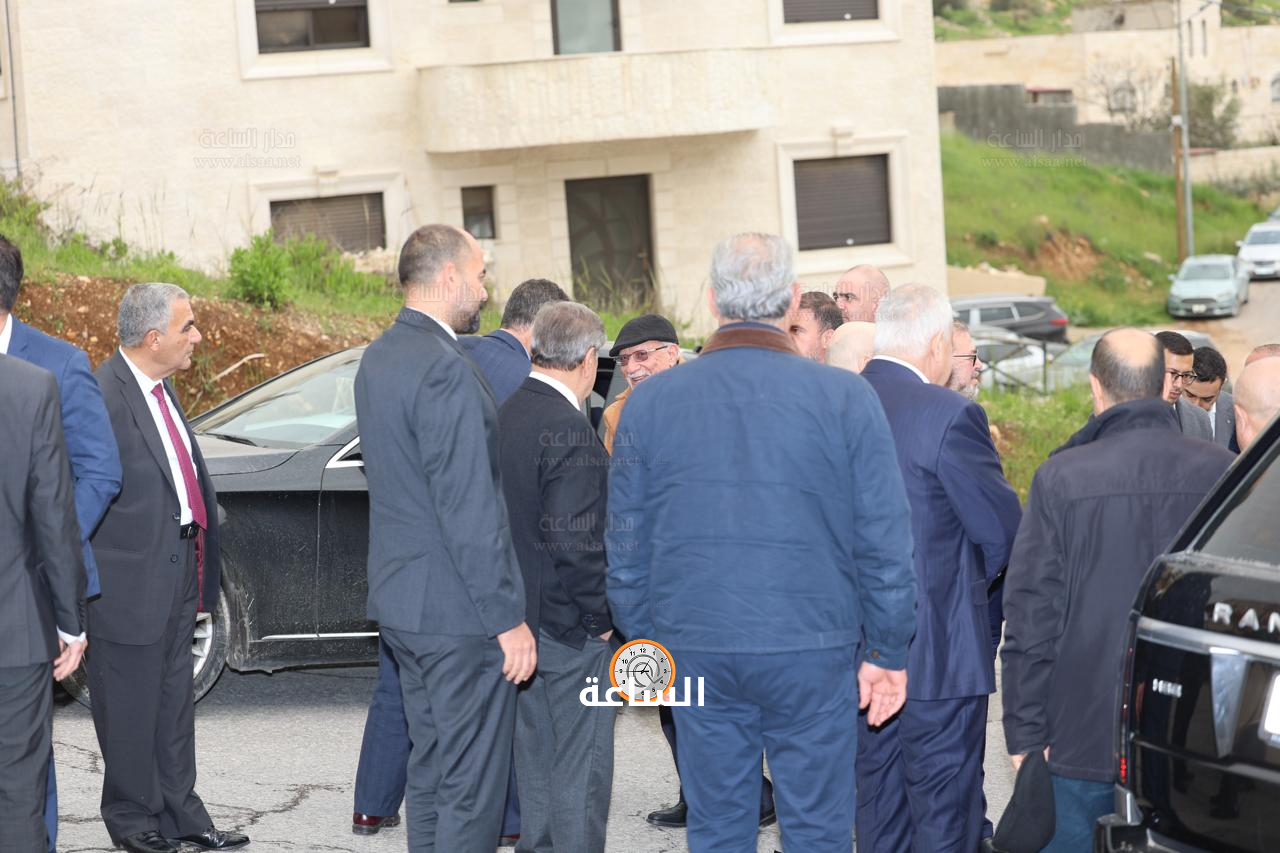 Madar Al-Saa Images 0.5417662852614825