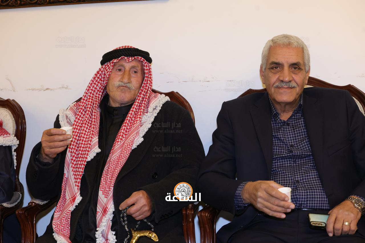 Madar Al-Saa Images 0.4156019148977468